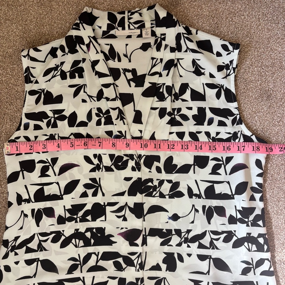 Nordstrom Halogen Sea-foam Green and Black Print Sleeveless V-Neck Blouse, SP - Picture 7 of 8